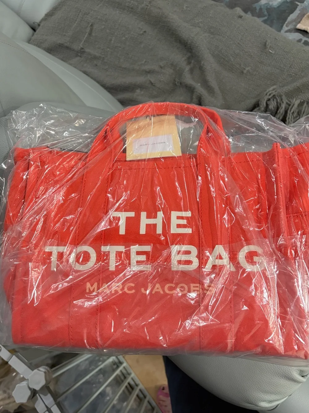 NWT Marc Jacobs The Canvas Medium Tote Bag in Electric Orange